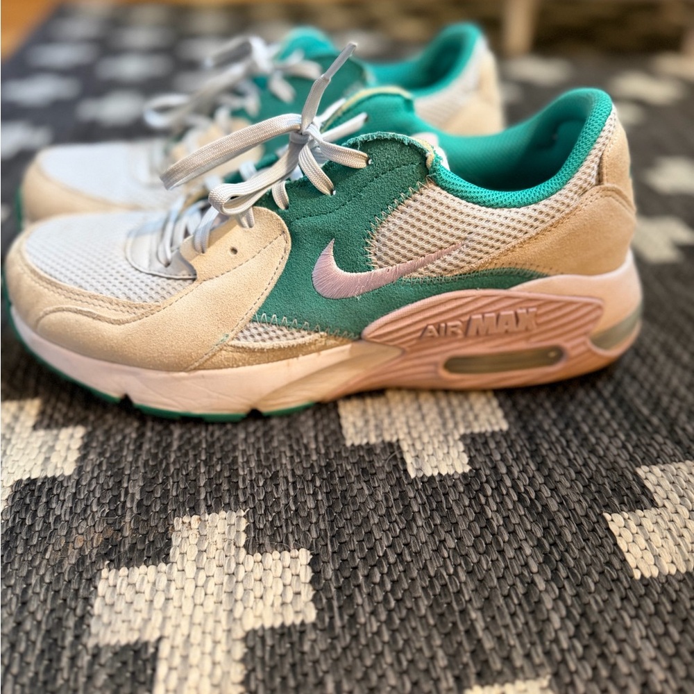 Nike Air Sneakers in White and Green - Picture 7 of 7